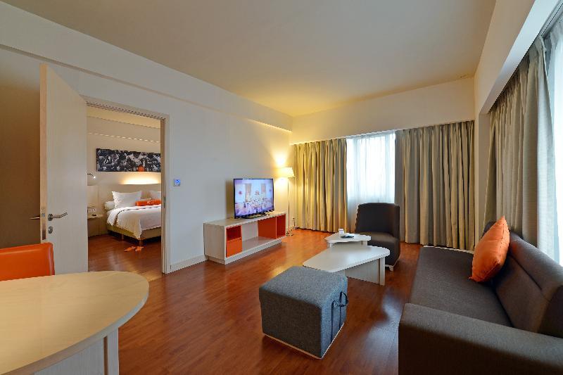 Harris Hotel & Conventions Ciumbuleuit Bandung Eksteriør bilde