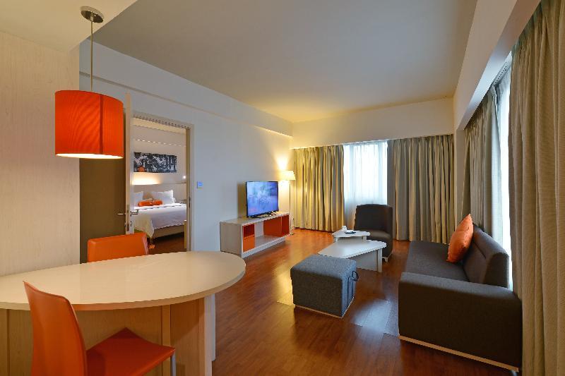 Harris Hotel & Conventions Ciumbuleuit Bandung Eksteriør bilde